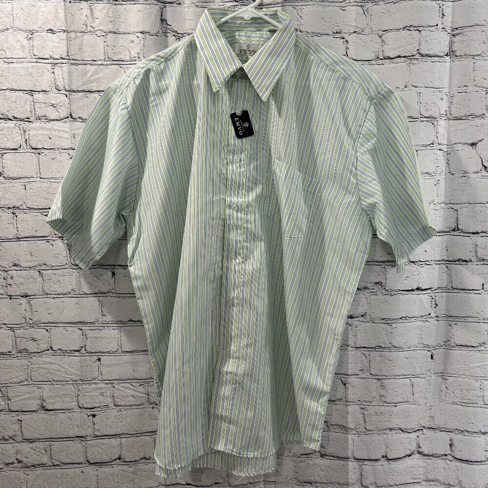 New with tags Mens EMVO dress shirt Size XL/17